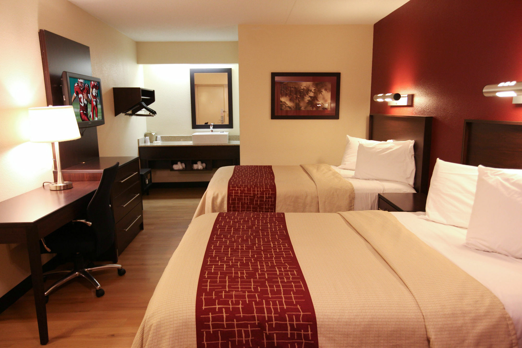Red Roof Inn Plus+ Pittsburgh South - Airport Экстерьер фото